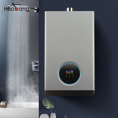 Podgrzewacz wody gazowej z instalacją gazu wydechowego